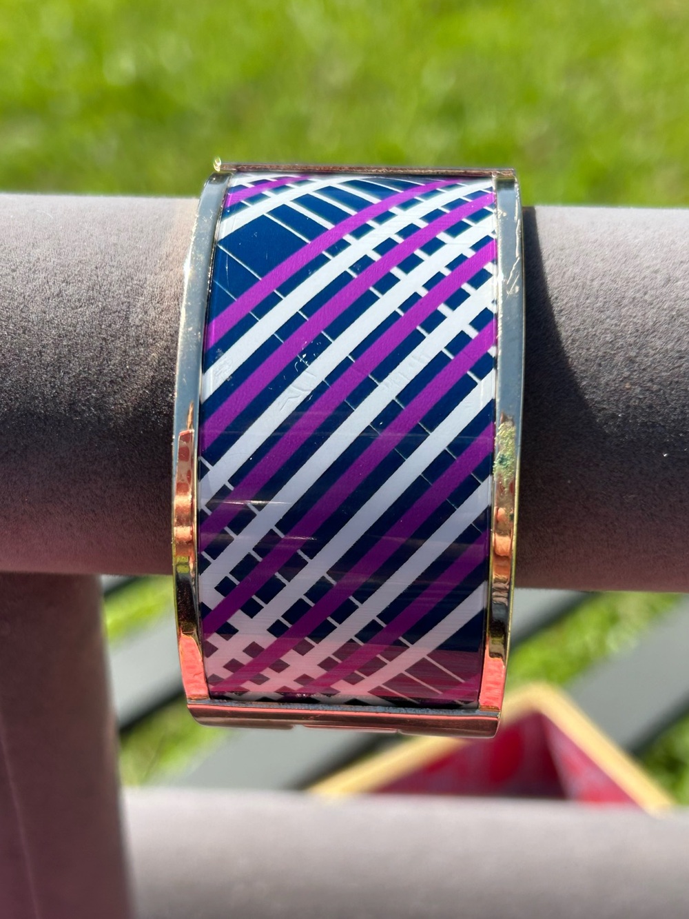 Massimo Dutti Gold-Tone Hinged Bangle Bracelet with Multicolor Enamel Stripes
